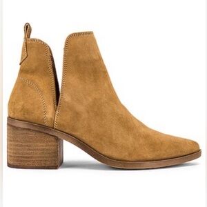 Steve Madden Tan Suede Ankle Boots
